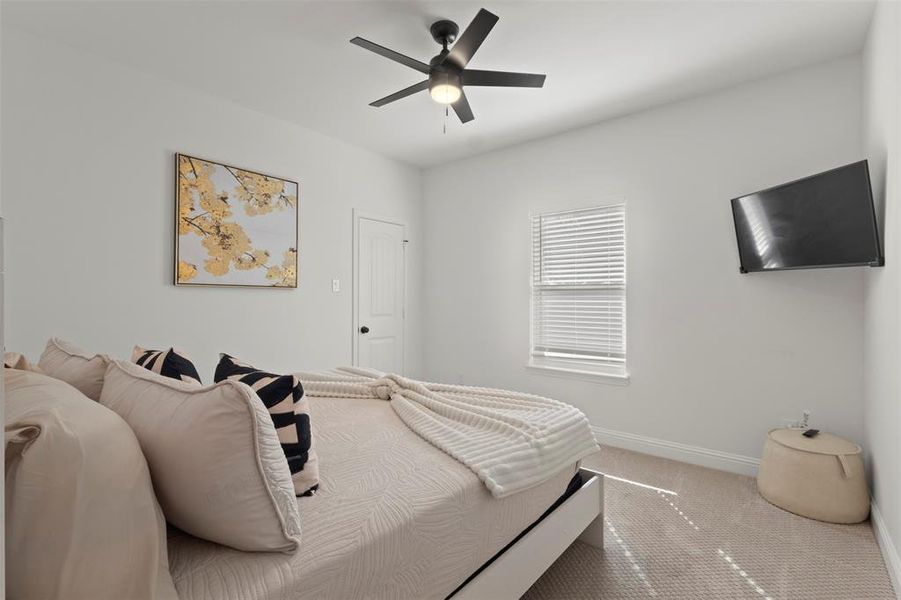 Furnished interior view inside a new home in , Dallas (Image 26).