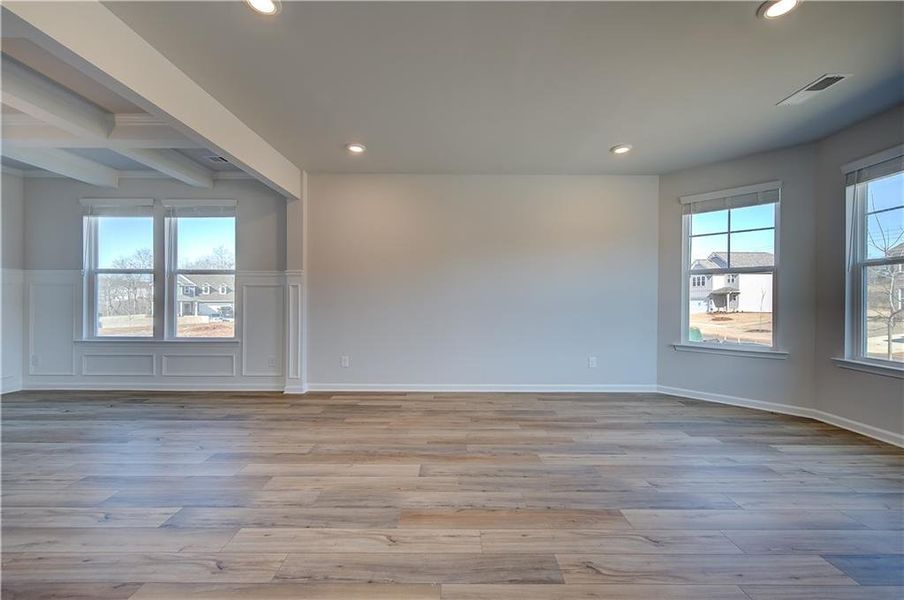 Spacious, unfurnished interior of a new home in Chapel Hill, Newnan (Image 27).