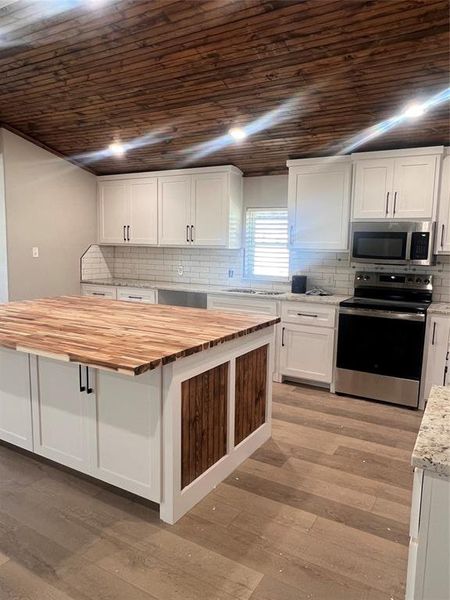 Furnished interior view inside a new home in , Merkel (Image 7).