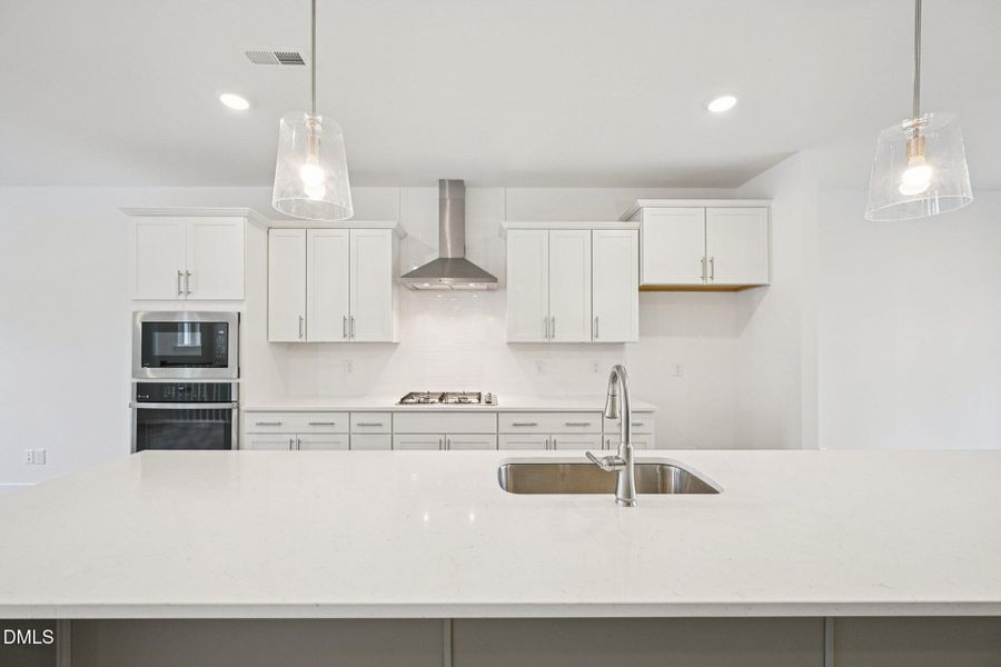 11-web-or-mls-Bayflower Wy-S3101-011