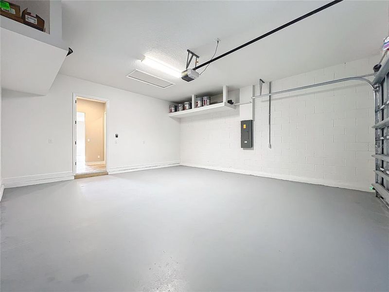 Spacious, unfurnished interior of a new home in Watercolor Place Single Family Homes, Bradenton (Image 21).