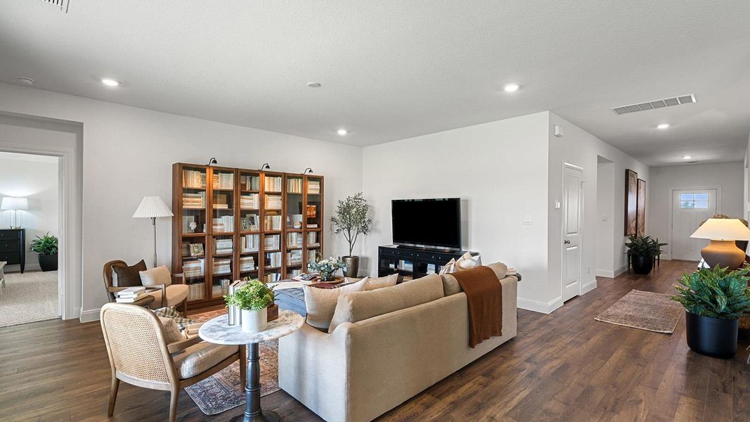 Furnished interior view inside a new home in Railhead, Cedar Creek (Image 15).