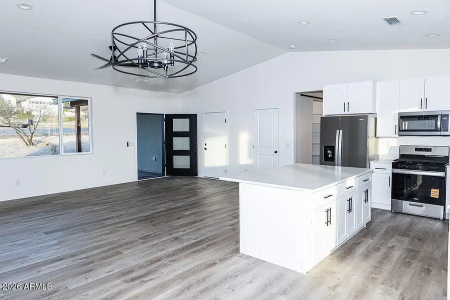 2002NArenaDeLomardCampVerdeRealEstate-Ra