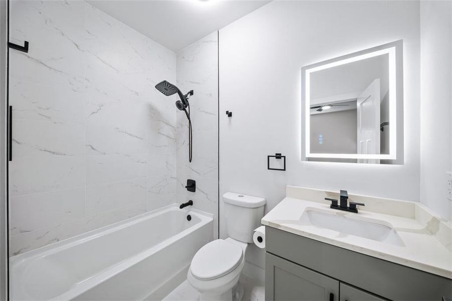 Furnished interior view inside a new home in Silvercrest Lakes, Acworth (Image 34).