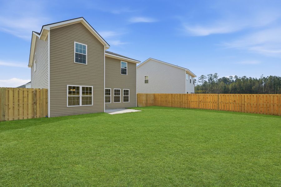 Representative exterior details of a home built from the The Ryon by RTS Homes in The Pointe at Villages on Marne, Hinesville (Image 22).