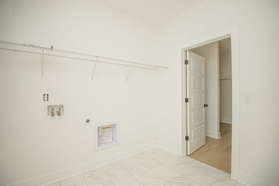 *Photo of example home. Selections and Finishes May Vary.*