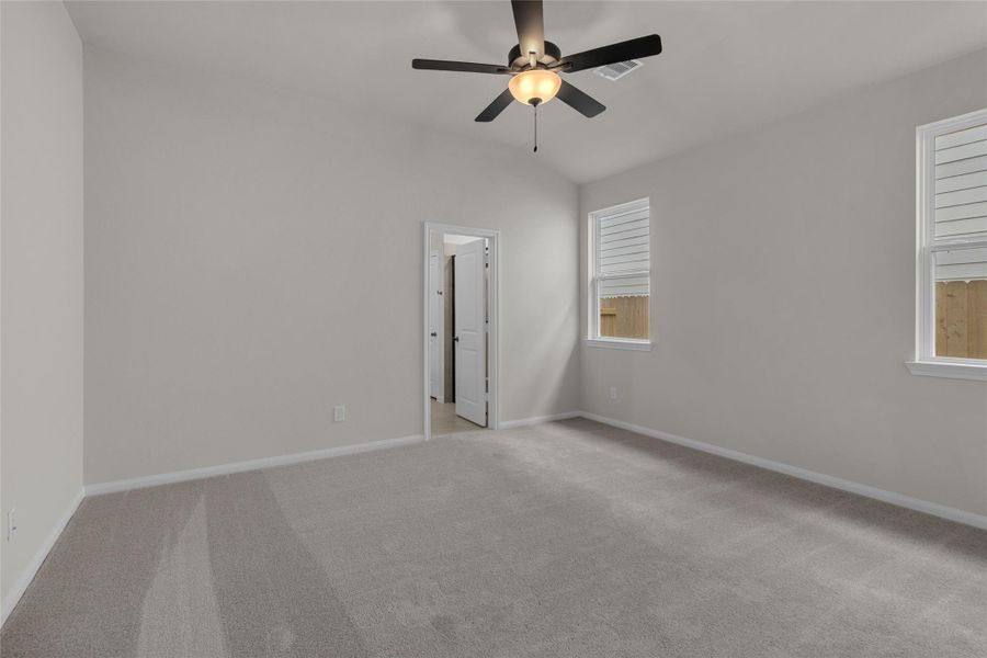 Spacious, unfurnished interior of a new home in Elyson, Katy (Image 29).
