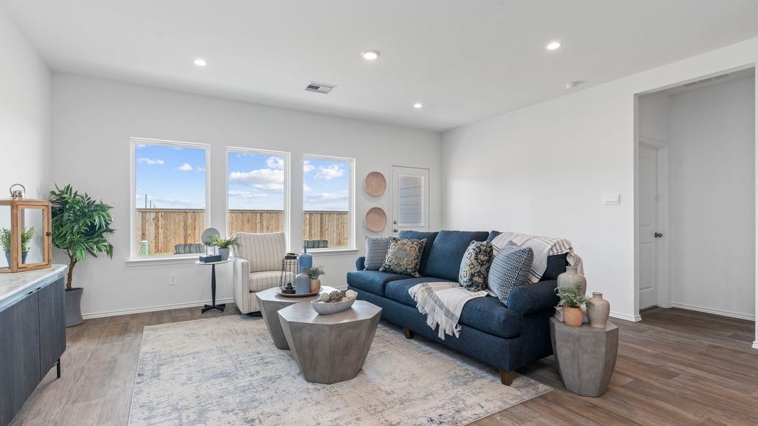Furnished interior view inside a new home in Tamarron, Fulshear (Image 9).