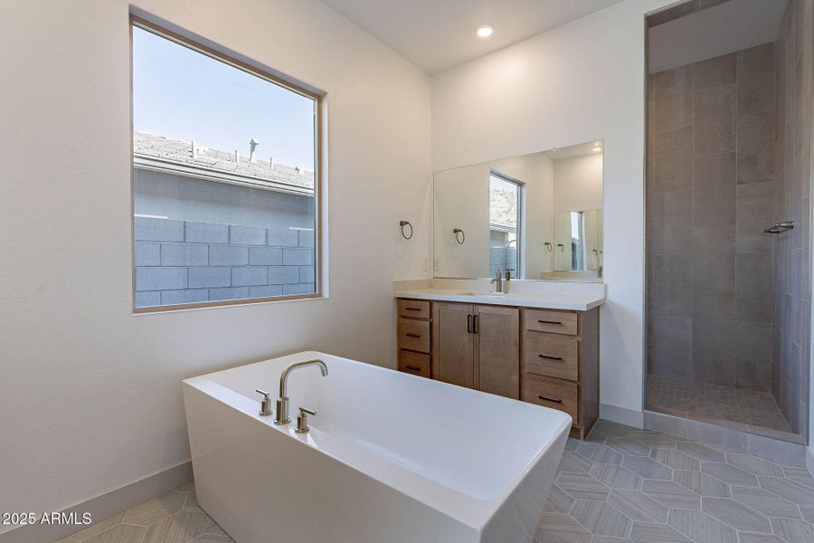 26-web-or-mls-Meadowbrook-26