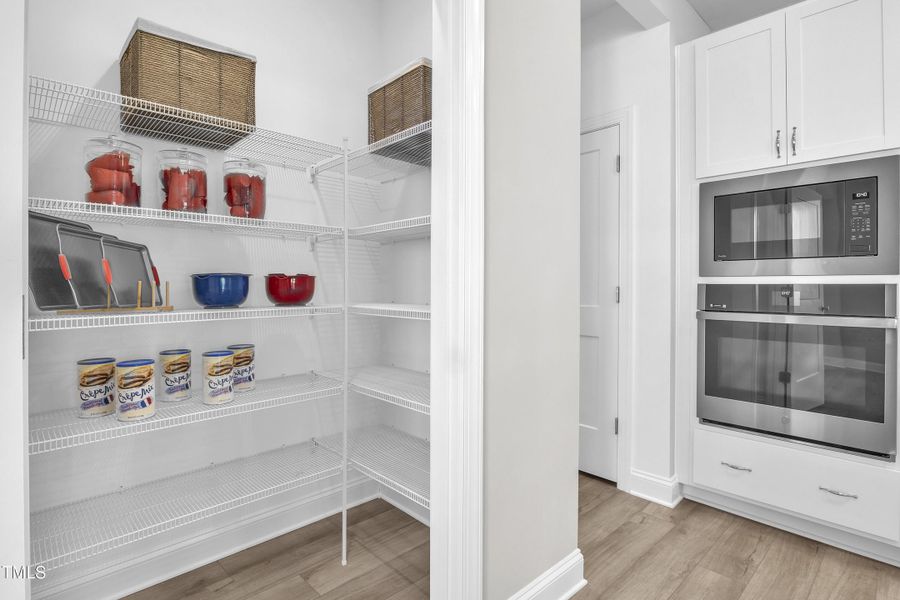 P_RAL_FAL_Tahoma_Model_INT_LIN_2 P_RAL_FAL_Tahoma_Model_INT_LIN_2