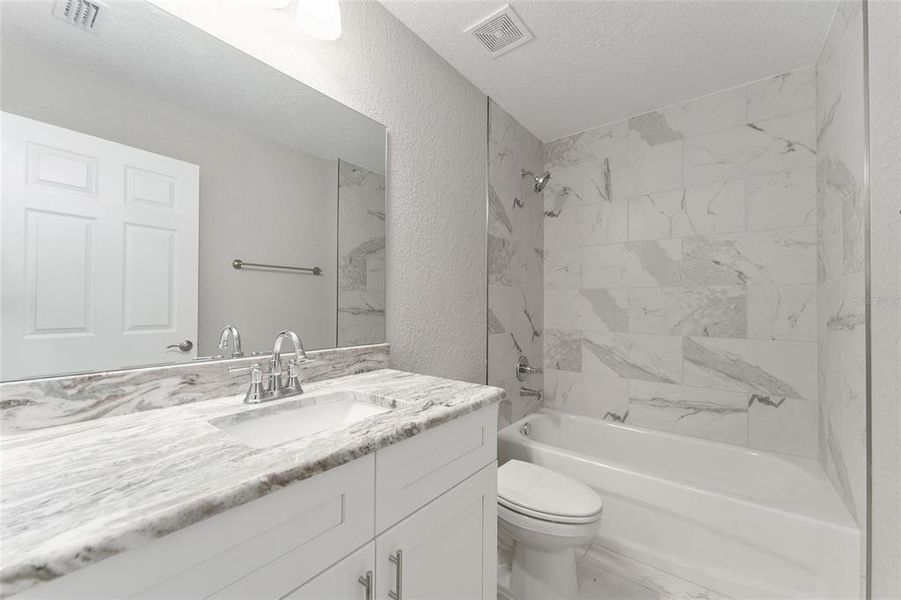 Furnished interior view inside a new home in , Ocala (Image 10).