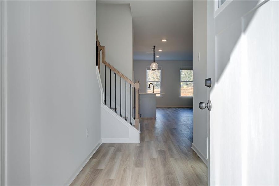 Spacious, unfurnished interior of a new home in Abbotts Crossing, Conyers (Image 25).