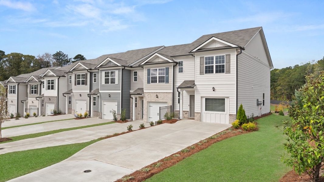 Representative exterior photo of a completed home built from the PEARSON II by D.R. Horton in Woodbury Park, Atlanta, GA (Image 2).