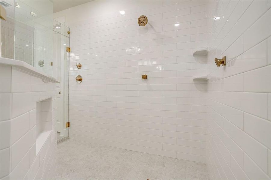 Image 38 of a home in .