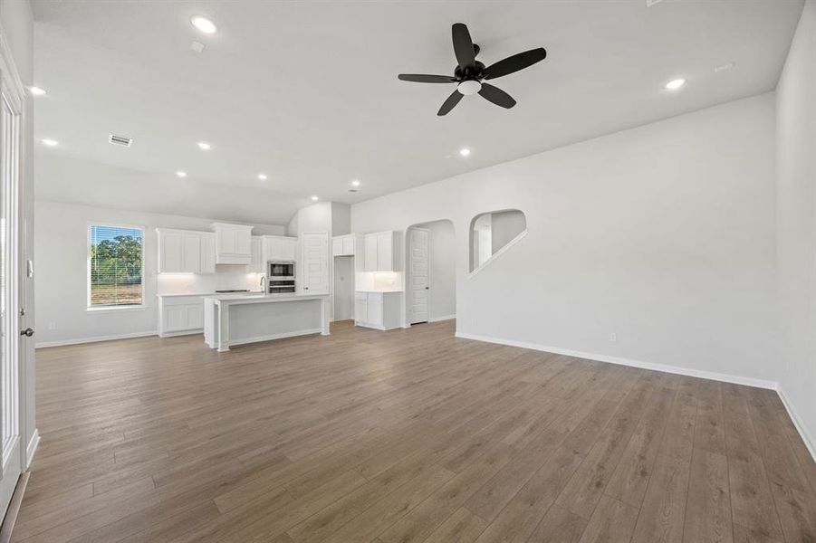 4-web-or-mls-3517-kingdom-dr 4-web-or-mls-3517-kingdom-dr