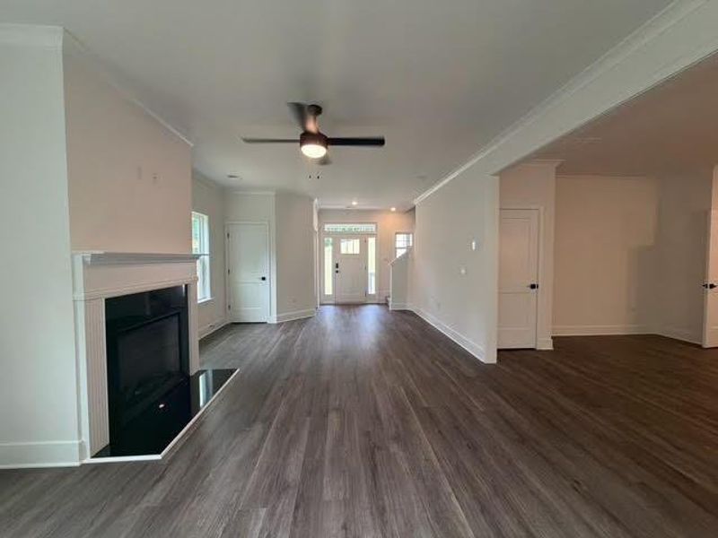 Spacious, unfurnished interior of a new home in Tuscany Hills, Douglasville (Image 12).