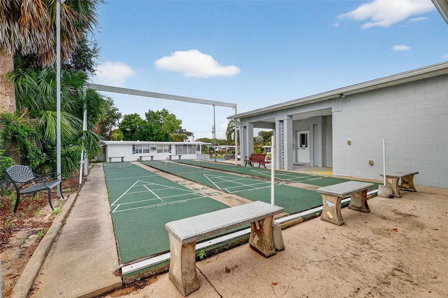 Community amenities in , Tavares (Image 19). Community amenities in , Tavares (Image 19).