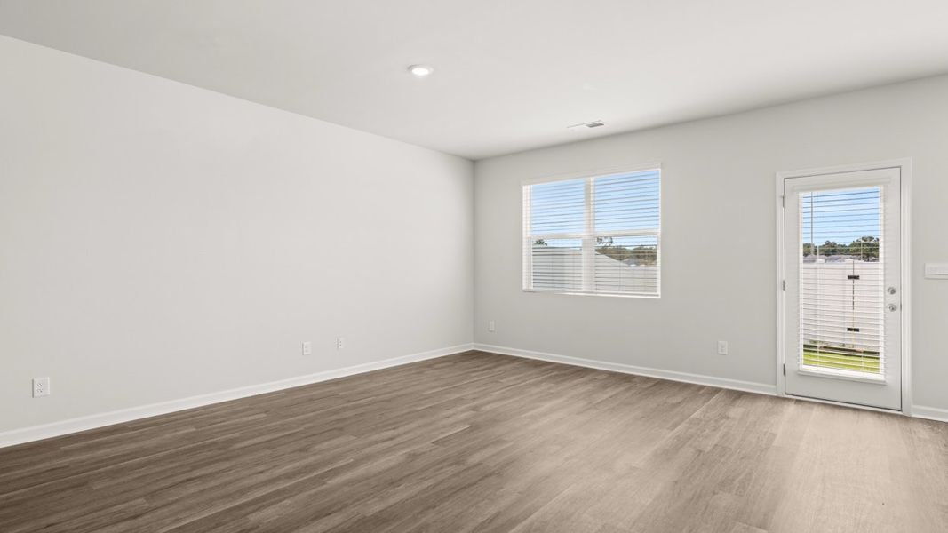 Representative unfurnished interior of a home built from the Pattison by D.R. Horton in Rushing Waters Townhomes, North Augusta (Image 16).