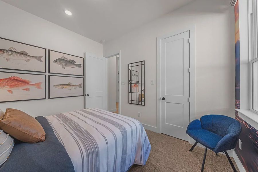 Furnished interior view inside a new home in Blue Heron, Mont Belvieu (Image 10).