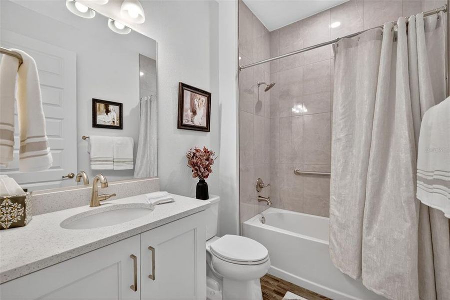 Furnished interior view inside a new home in , Ocala (Image 29).