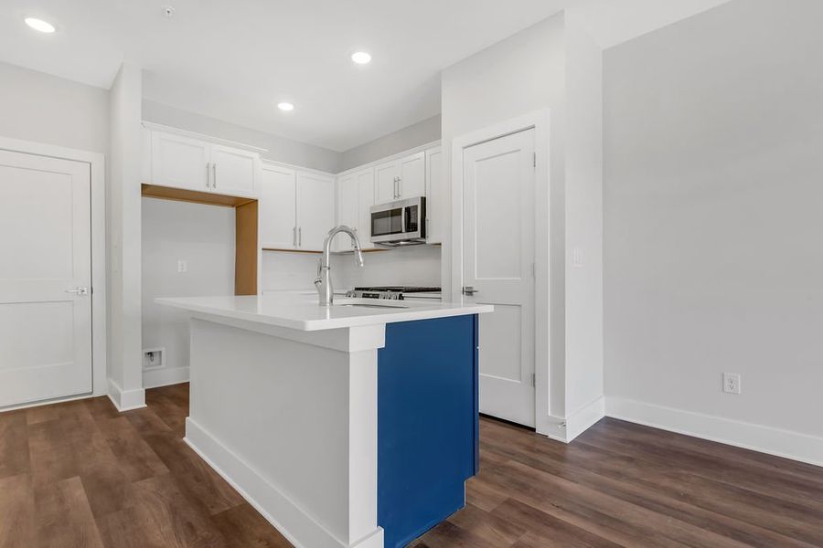 Furnished interior view inside a new home in Echo Park, Suwanee (Image 11).