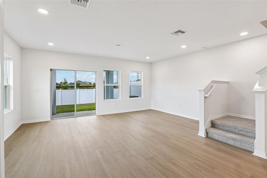 Spacious, unfurnished interior of a new home in Twin Oaks, Zephyrhills (Image 32). Spacious, unfurnished interior of a new home in Twin Oaks, Zephyrhills (Image 32).