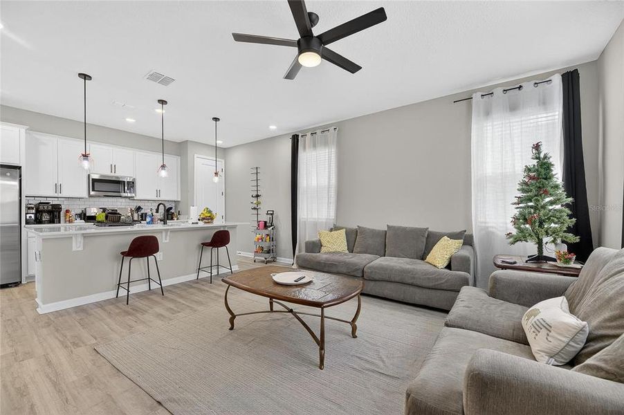 Furnished interior view inside a new home in , Apollo Beach (Image 9).