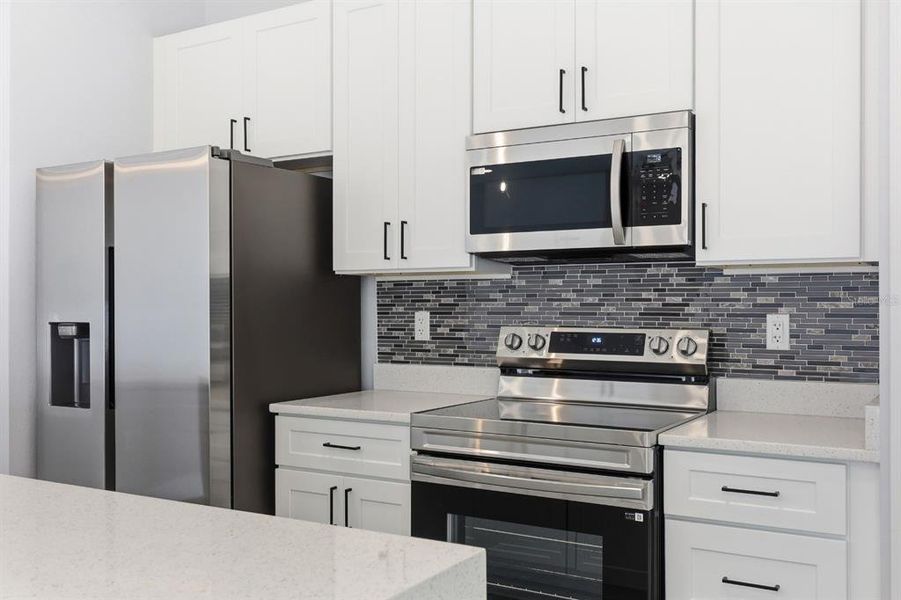 Furnished interior view inside a new home in , Ocala (Image 8).