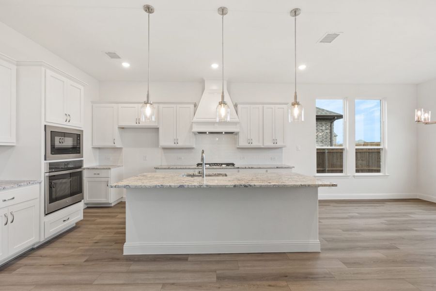 Furnished interior view inside a new home in Lake Breeze, Lavon (Image 10). Furnished interior view inside a new home in Lake Breeze, Lavon (Image 10).