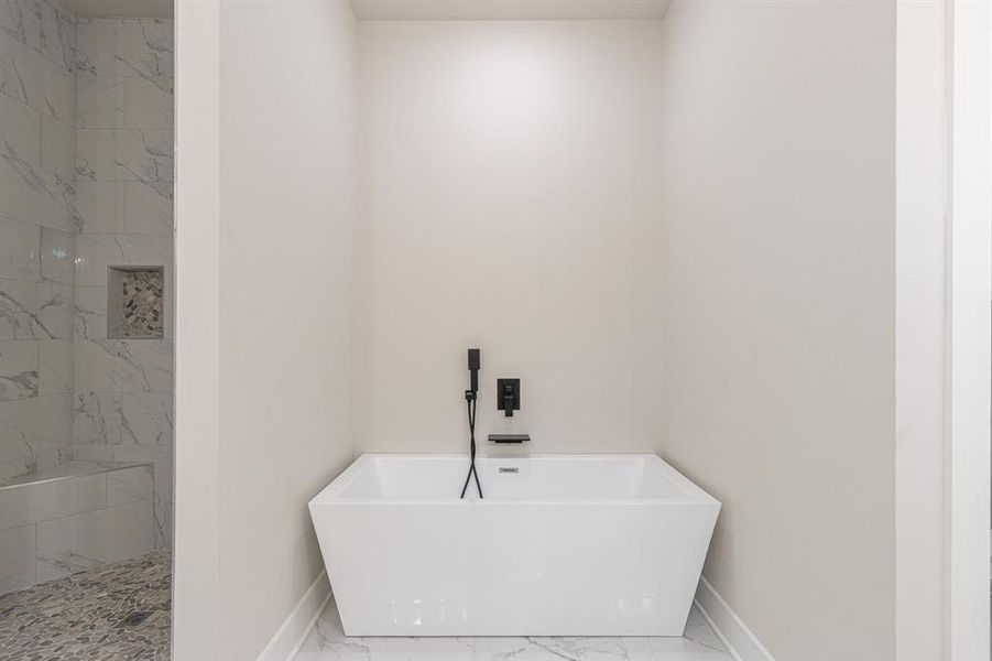 Furnished interior view inside a new home in , Tyler (Image 30).