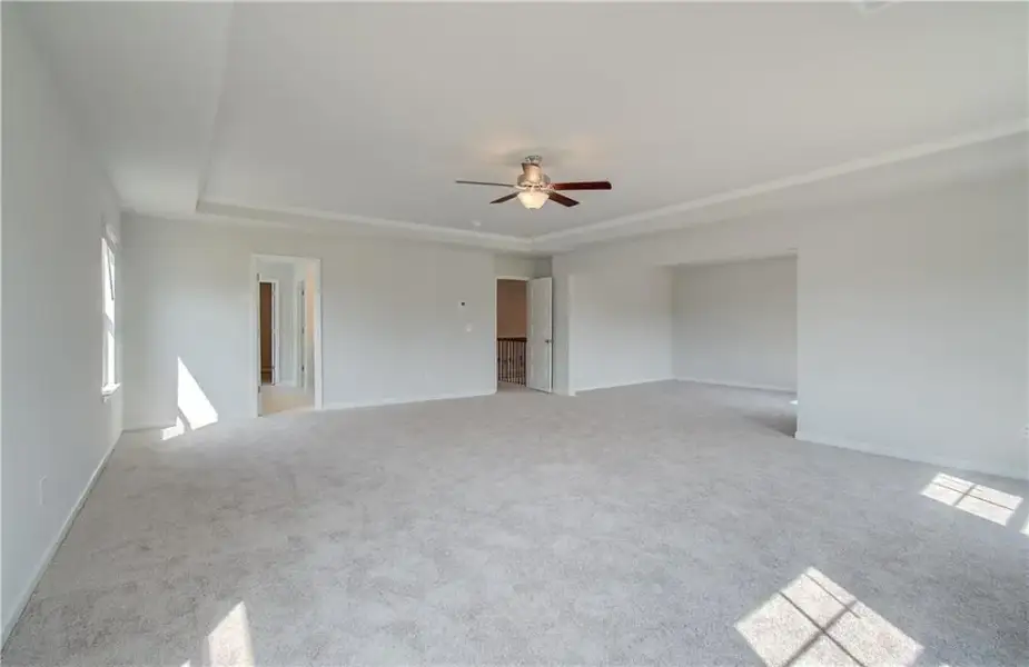 Spacious, unfurnished interior of a new home in Grandview at Millers Mill, Stockbridge (Image 31).
