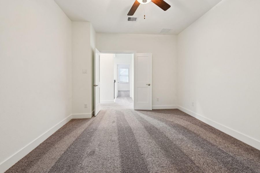 Spacious, unfurnished interior of a new home in Artavia, Conroe (Image 32).