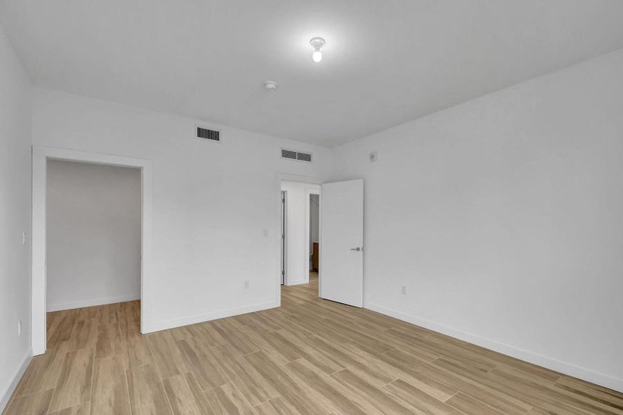 23-web-or-mls-Apartment (24)