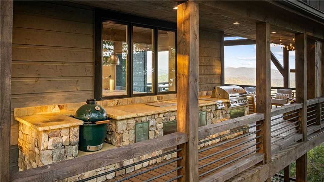 Exterior details and patio area of a home in , Mineral Bluff (Image 29).