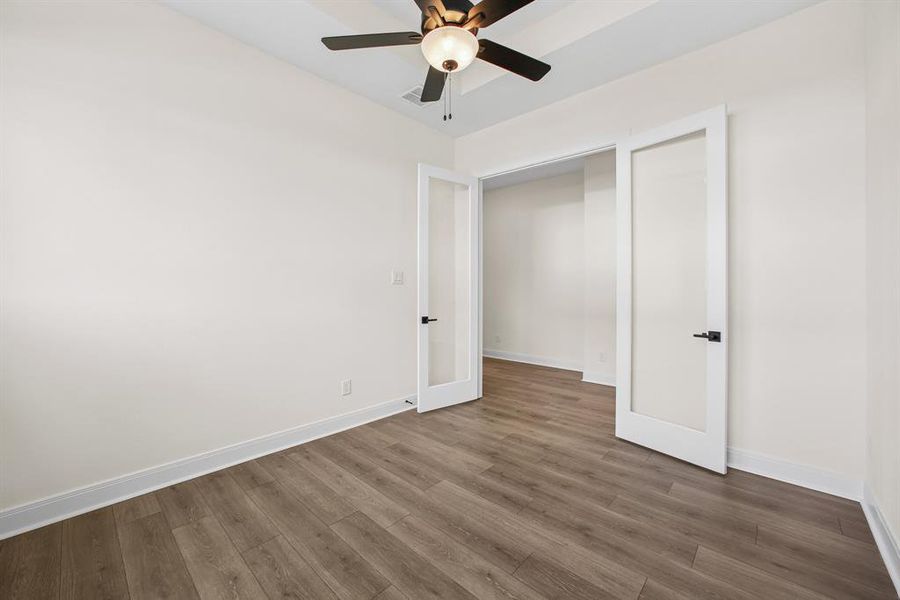 Spacious, unfurnished interior of a new home in Tavolo Park Cottages, Fort Worth (Image 17). Spacious, unfurnished interior of a new home in Tavolo Park Cottages, Fort Worth (Image 17).