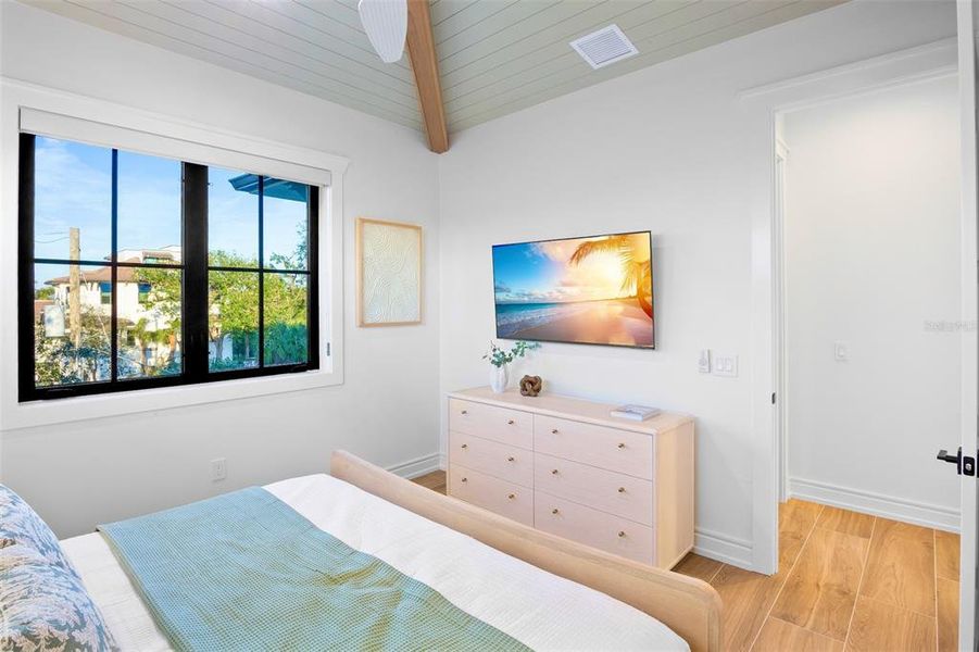 Furnished interior view inside a new home in , Sarasota (Image 45).