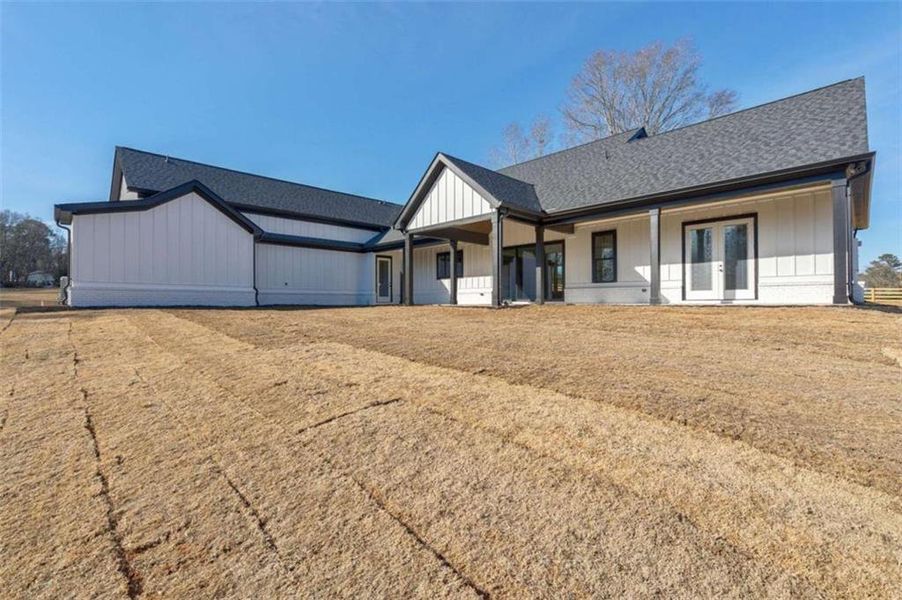 Exterior details and patio area of a home in , Monroe (Image 35).