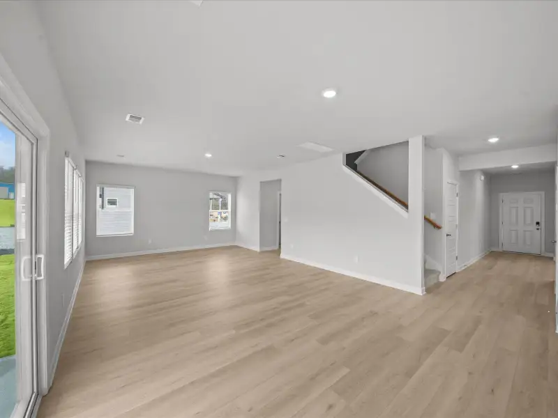 Spacious, unfurnished interior of a new home in Cedar Shoals - Signature Collection, Piedmont (Image 10).