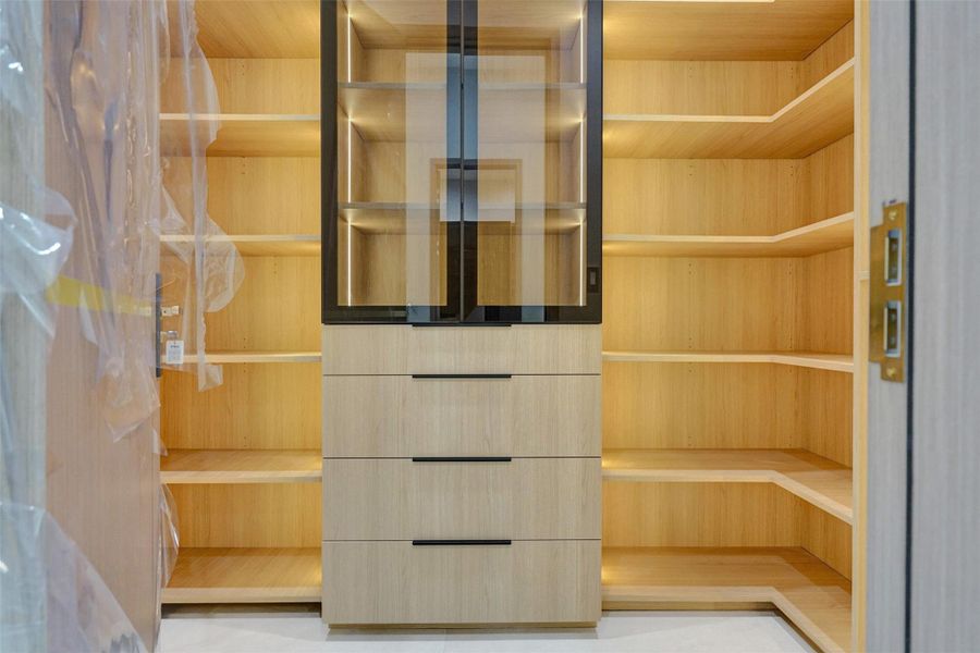 Spacious, unfurnished interior of a new home in , Plantation (Image 14). Spacious, unfurnished interior of a new home in , Plantation (Image 14).