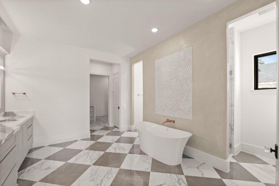 Furnished interior view inside a new home in The Park and The Reserve, Fulshear (Image 15).