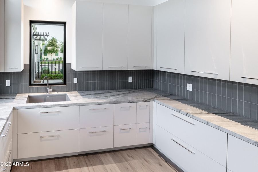 Azure_Lot25_QMI_Kitchen_Backkitchen