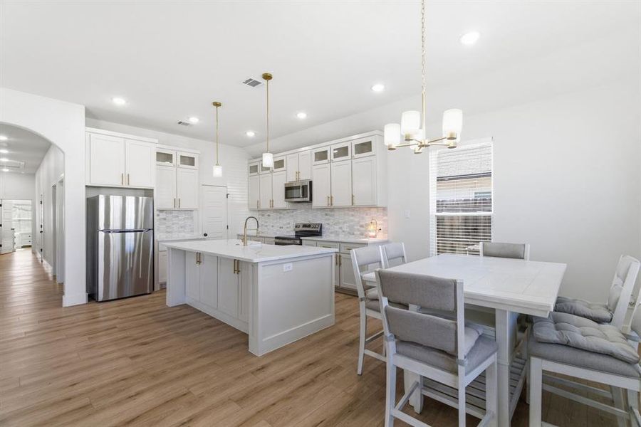 Furnished interior view inside a new home in , Fort Worth (Image 8).