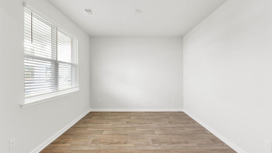 Spacious, unfurnished interior of a new home in Rivers Reach, Yemassee (Image 20).