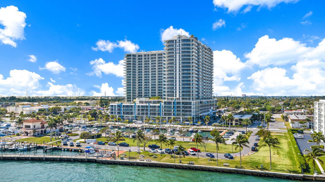 220 Lake Shore Dr n 1521-3 220 Lake Shore Dr n 1521-3