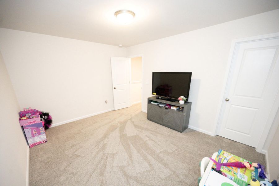 Image 34 of a home in . Image 34 of a home in .