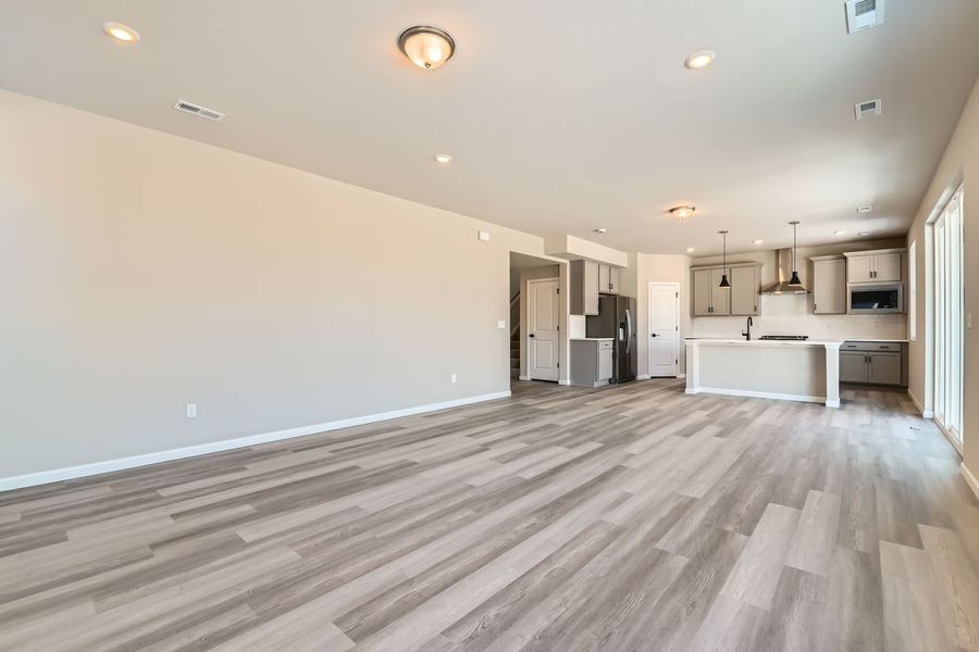 2,253sf New Home in Bennett, CO.  - Slide 5