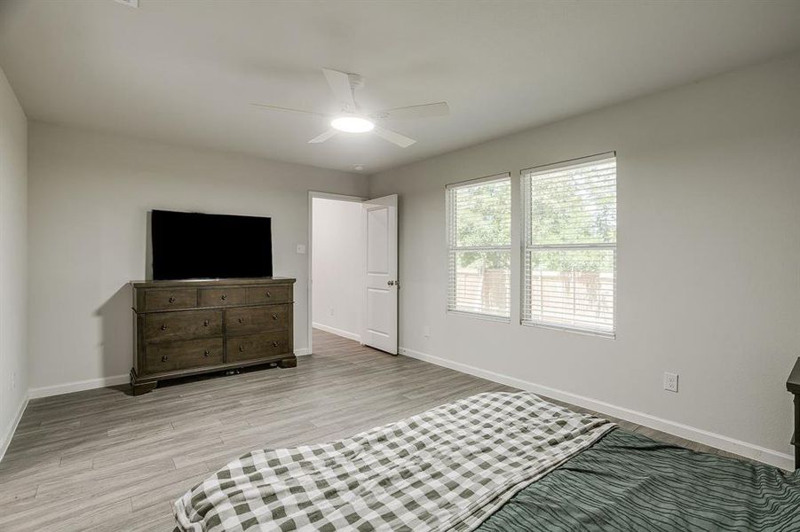 Image 17 of a home in Tolar Oaks.