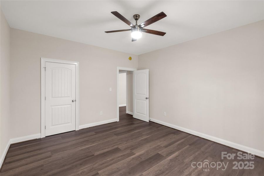 Spacious, unfurnished interior of a new home in , York (Image 30).