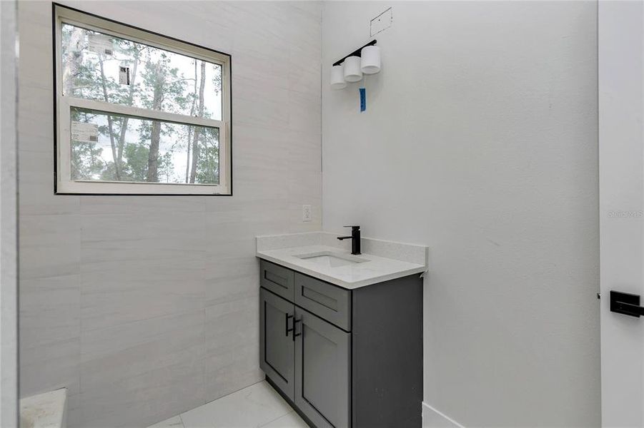 Image 33 of a home in .