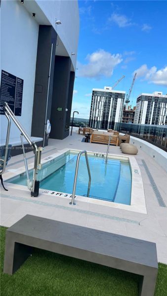 Image 72 of a home in .